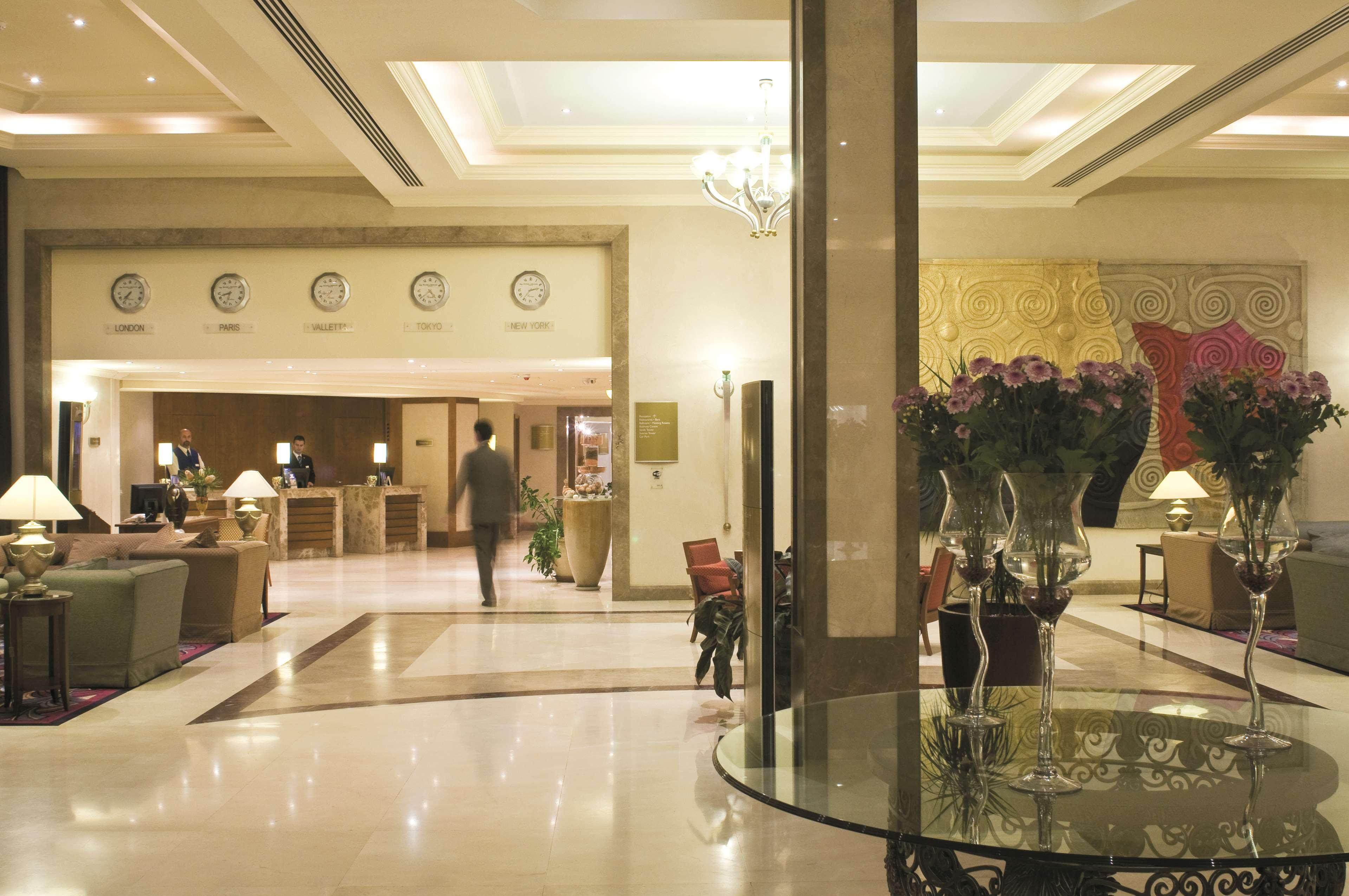 ホテル ラディソン ブル リゾート&スパ、マルタ ゴールデン サンズ メーリッハ エクステリア 写真